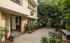 Hanu Reddy Residences Wallace Garden